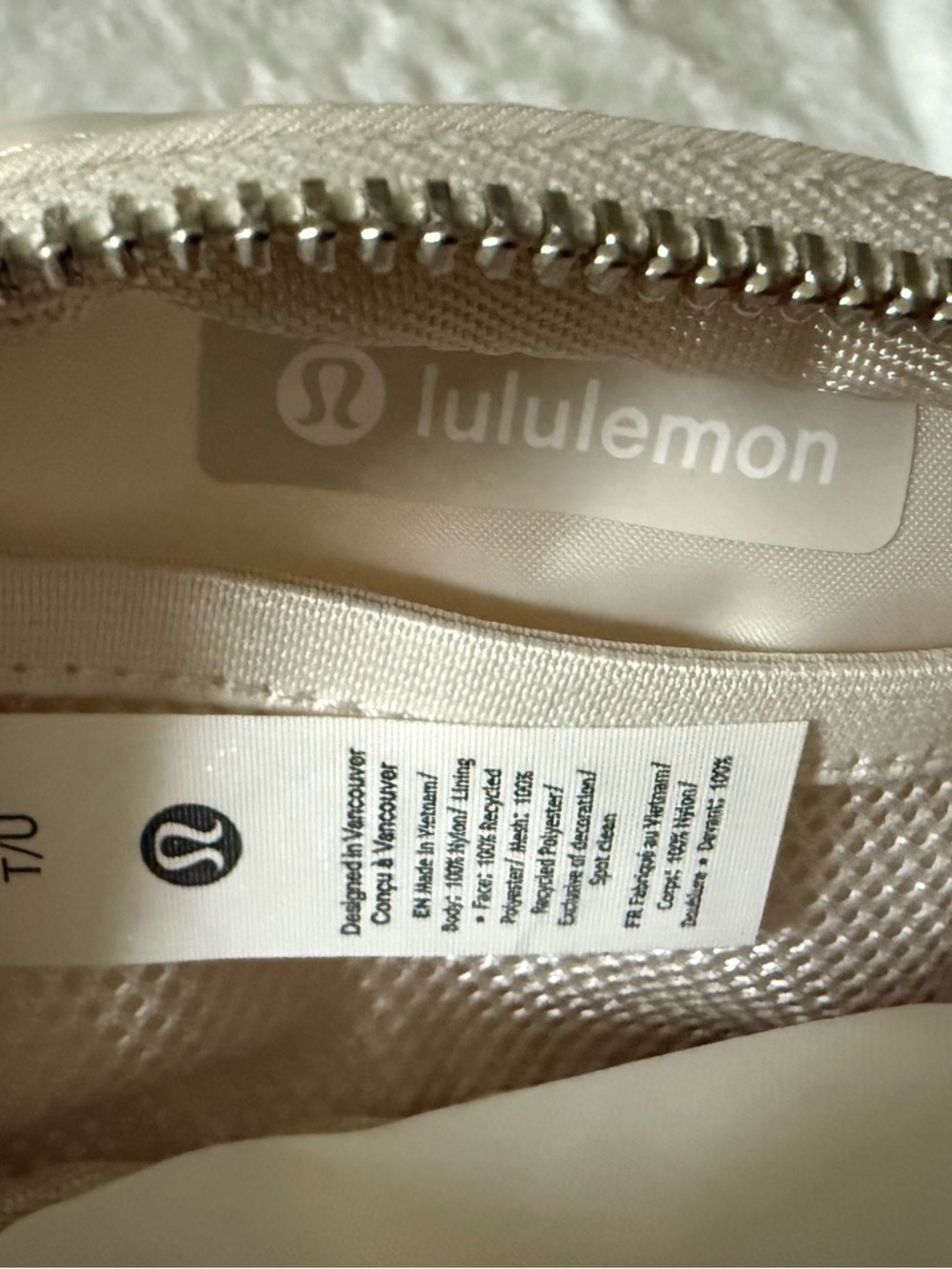 New Lululemon Light Ivory Everywhere Belt Bag Nano 4.1” x 1.4” x 3.2” nwt - Picture 8 of 8
